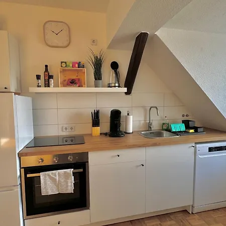 Nulandtarea - 36 Betten In Voll Ausgestatteten * Merseburg