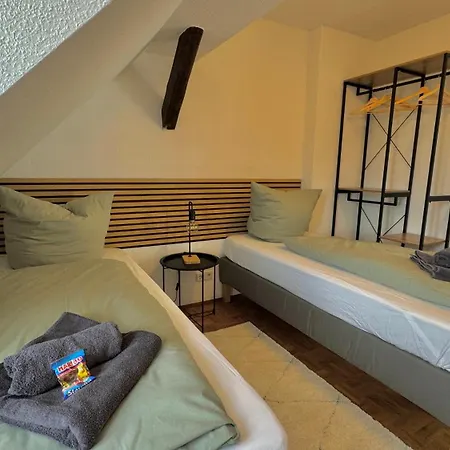 Appartement Nulandtarea - 36 Betten In Voll Ausgestatteten Merseburg